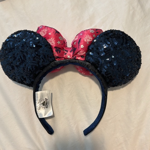 2019 Park Icon Ears - Picture 3 of 3